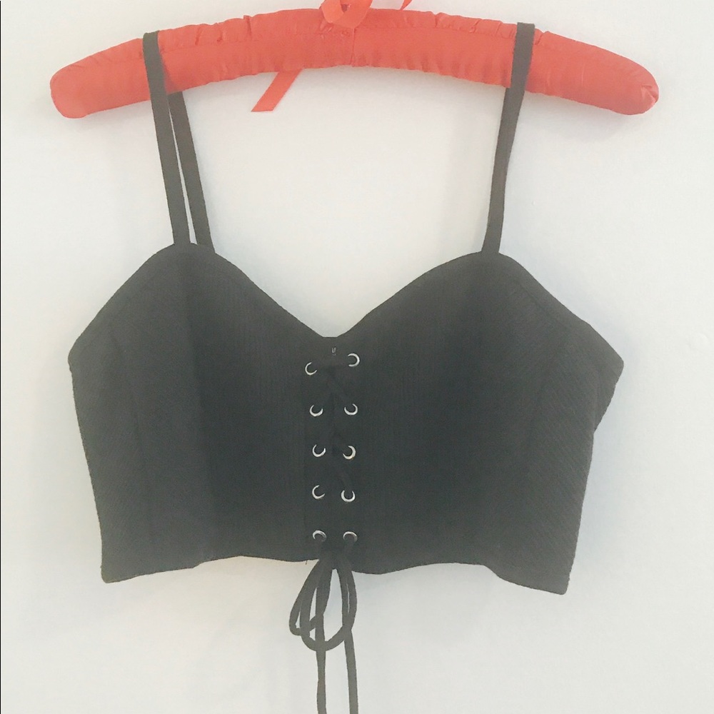 Zara lace-up crop top 🖤 - Picture 1 of 3